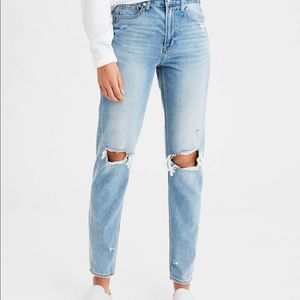 American Eagle Mom Jean